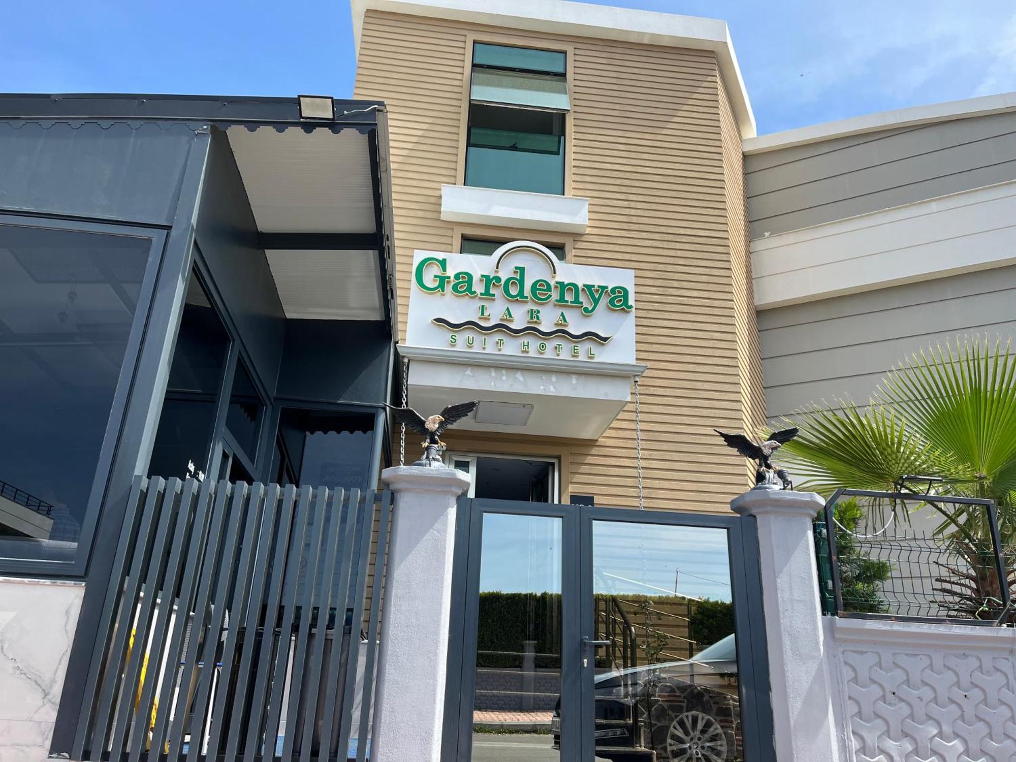 Gardenya Lara Suit Hotel Antalya Bagian luar foto