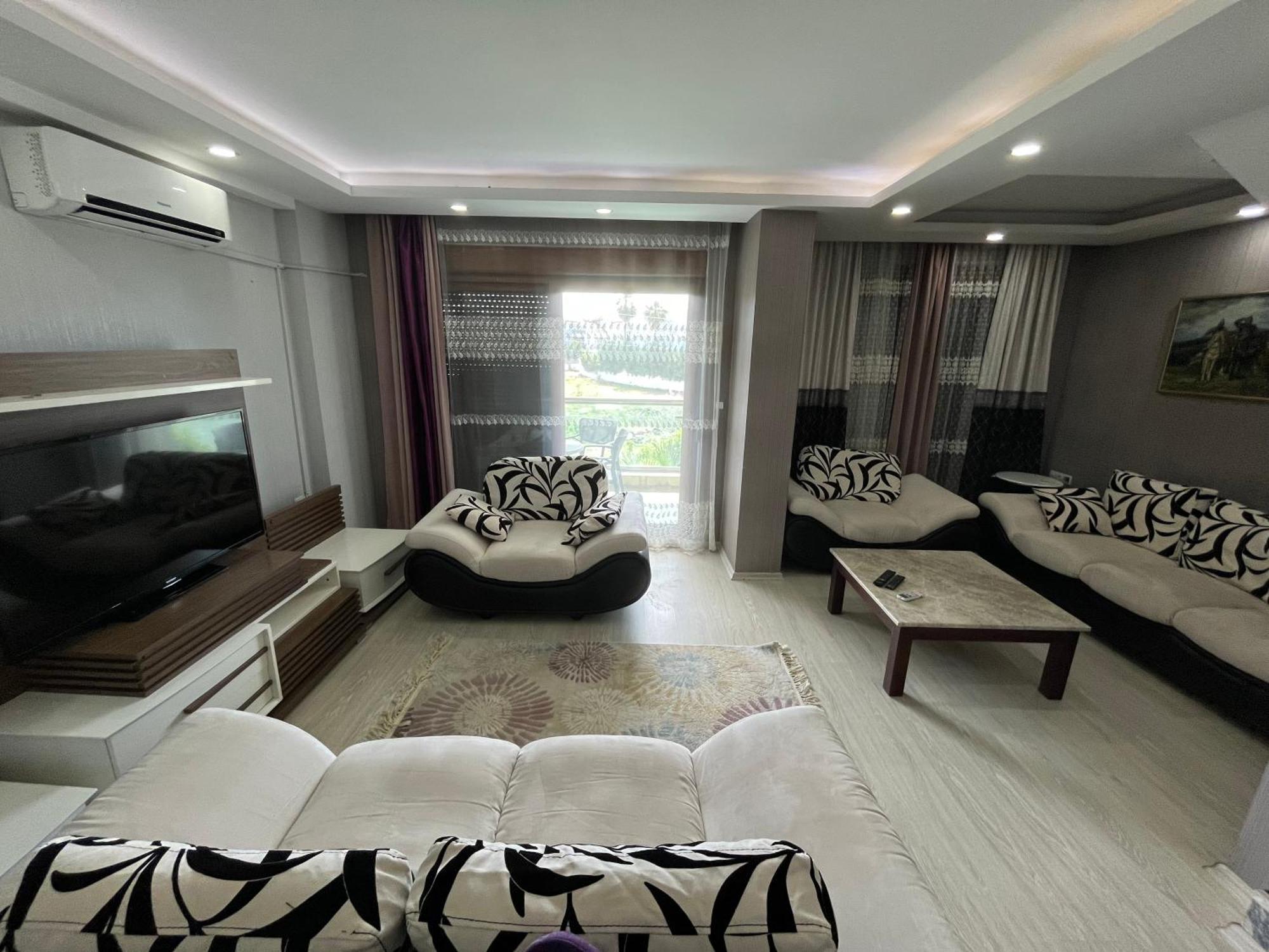 Gardenya Lara Suit Hotel Antalya Bagian luar foto
