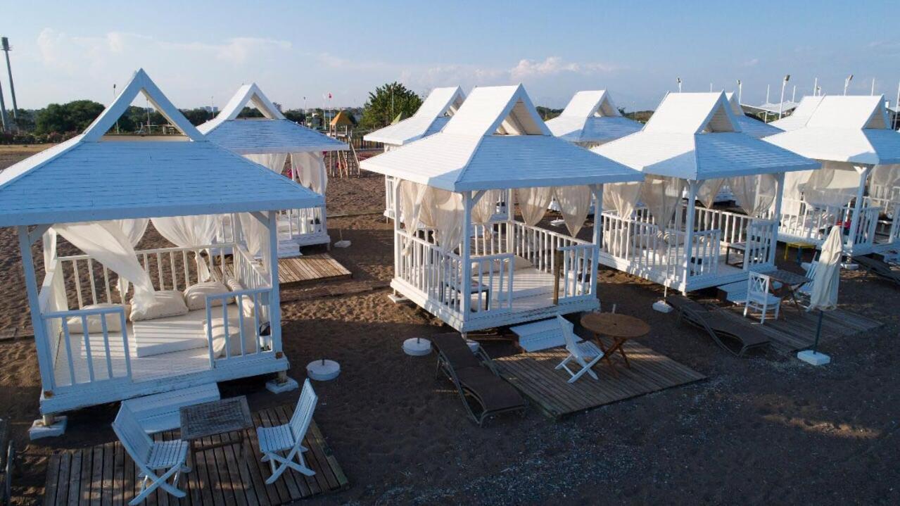 Gardenya Lara Suit Hotel Antalya Bagian luar foto